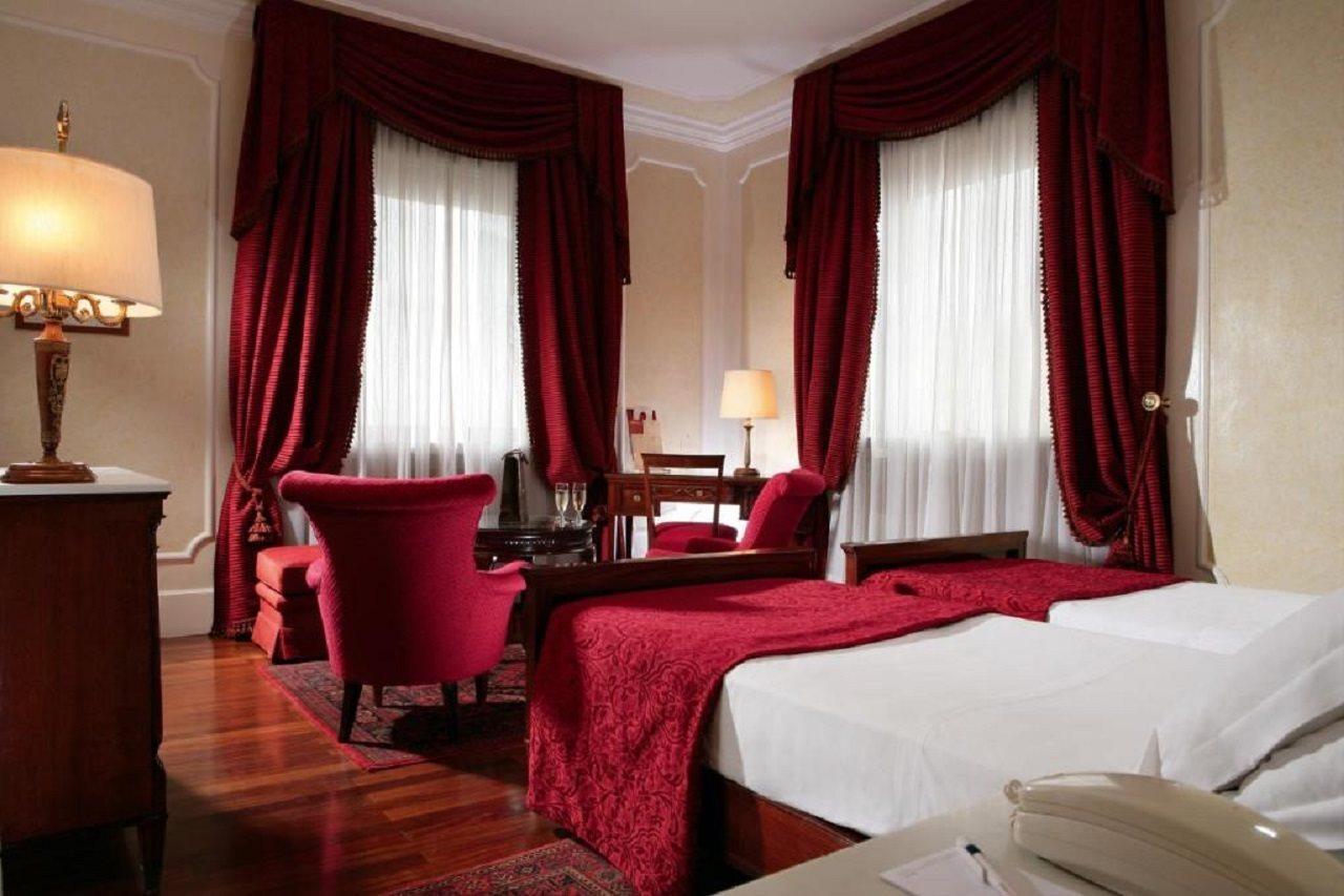 רומא Bettoja Hotel Mediterraneo מראה חיצוני תמונה